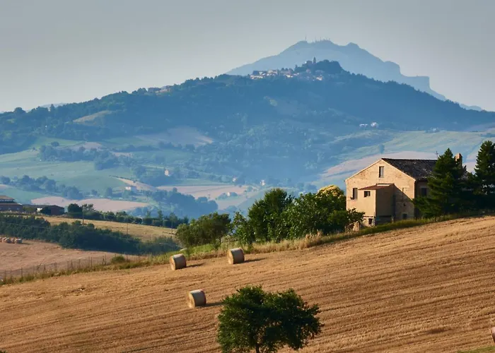 Glamping Holidays - Casa Tartufo